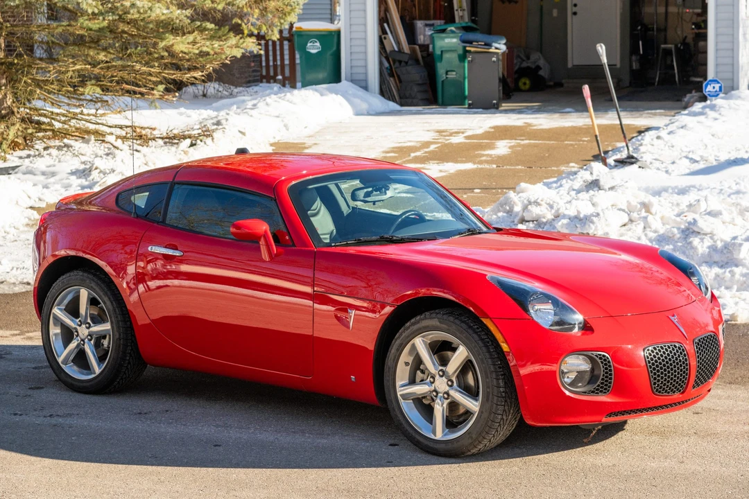 2009 Pontiac Solstice GXP - Image 11 of 31