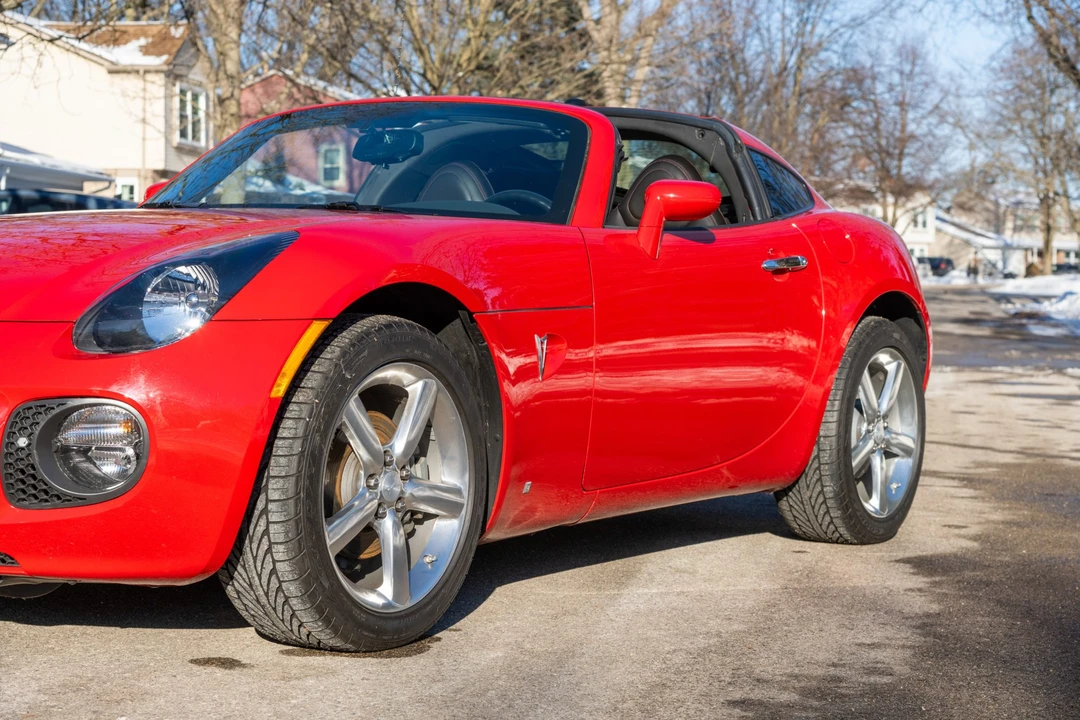 2009 Pontiac Solstice GXP - Image 27 of 31