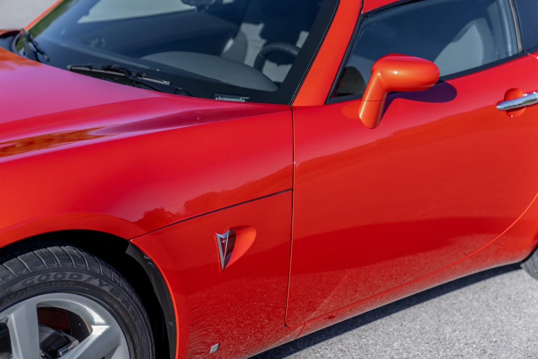 2009 Pontiac Solstice GXP - Image 18 of 31