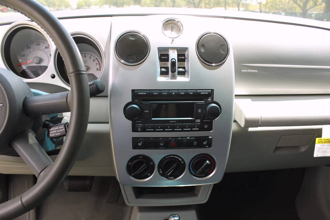 2010 Chrysler PT Cruiser - Image 31 of 31