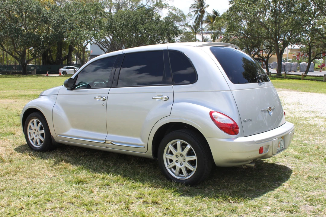 2010 Chrysler PT Cruiser - Image 7 of 31