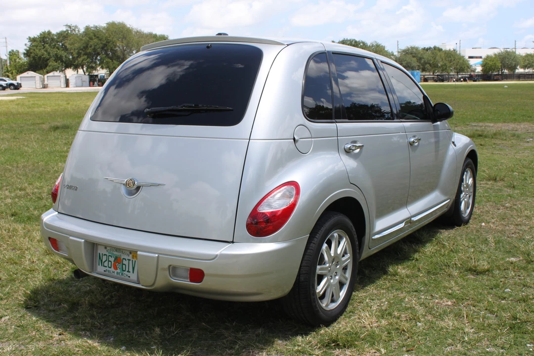 2010 Chrysler PT Cruiser - Image 5 of 31