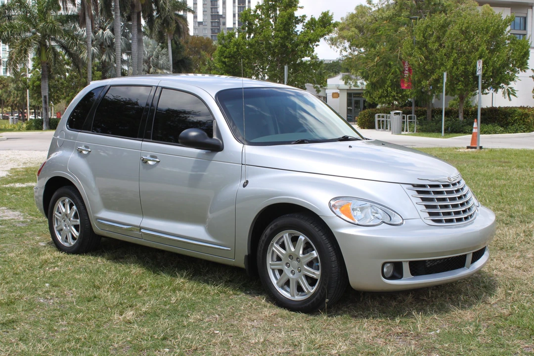 2010 Chrysler PT Cruiser - Image 3 of 31