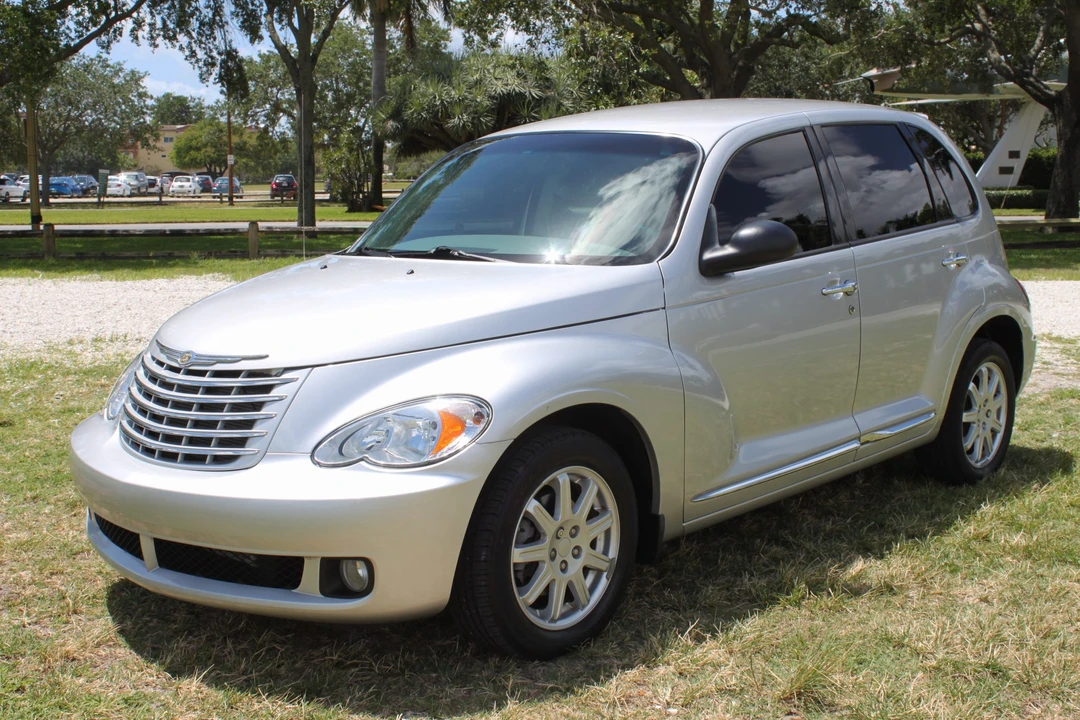 2010 Chrysler PT Cruiser - Image 9 of 31