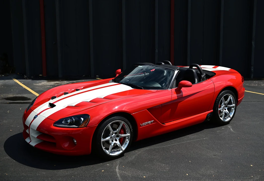 2010 Dodge Viper 4th Gen - Image 2 of 31
