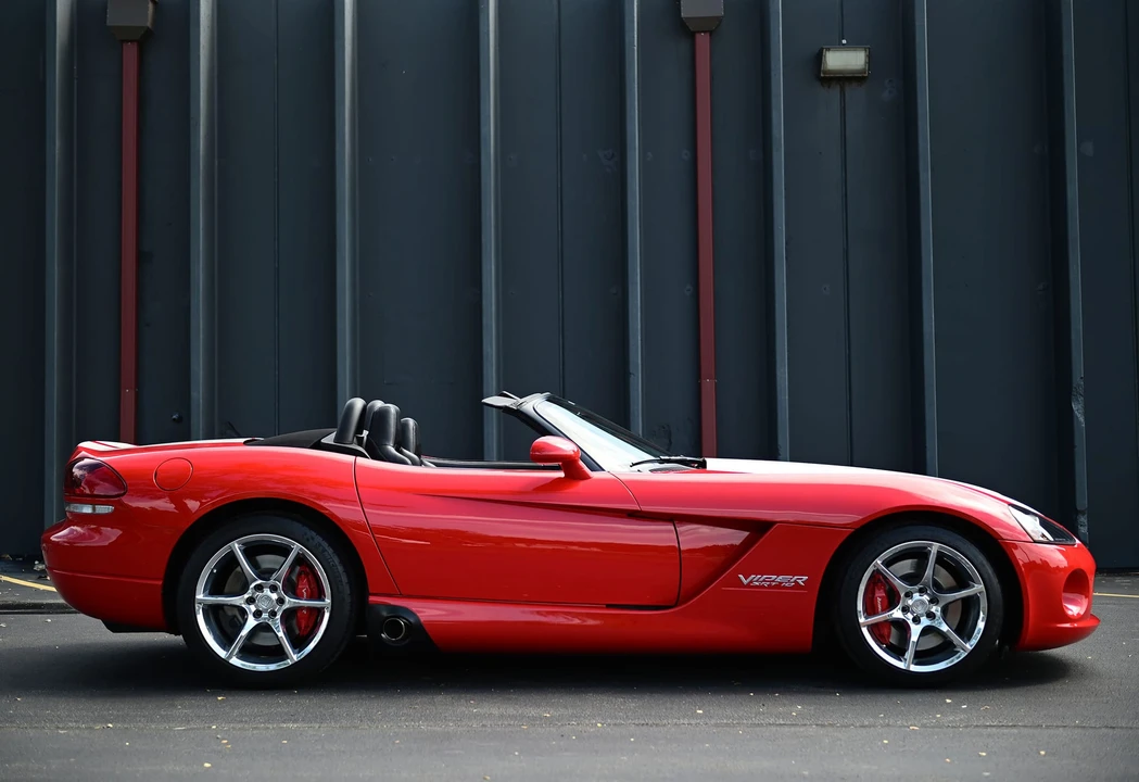 2010 Dodge Viper 4th Gen - Image 9 of 31