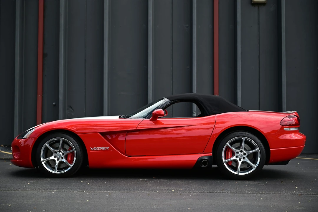 2010 Dodge Viper 4th Gen - Image 15 of 31