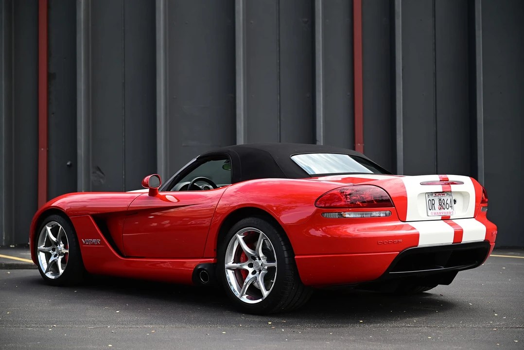 2010 Dodge Viper 4th Gen - Image 16 of 31