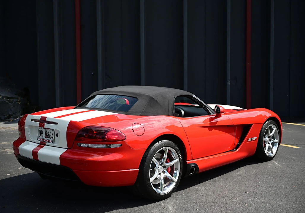 2010 Dodge Viper 4th Gen - Image 18 of 31