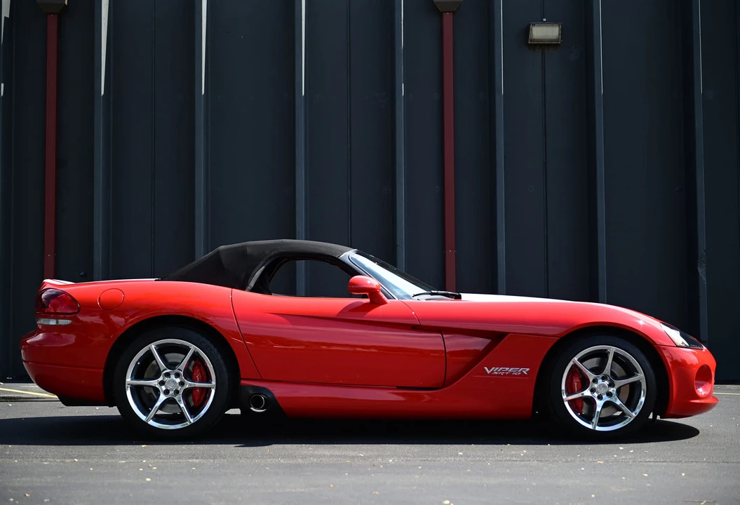 2010 Dodge Viper 4th Gen - Image 19 of 31