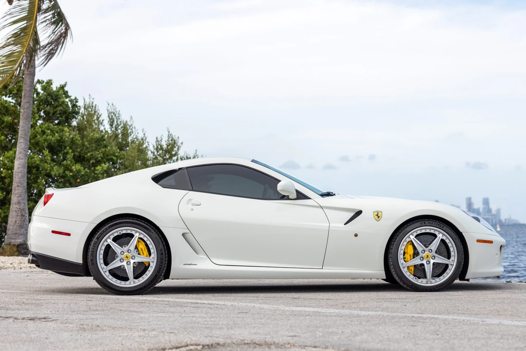 2010 Ferrari 599 GTB Fiorano - Image 8 of 31