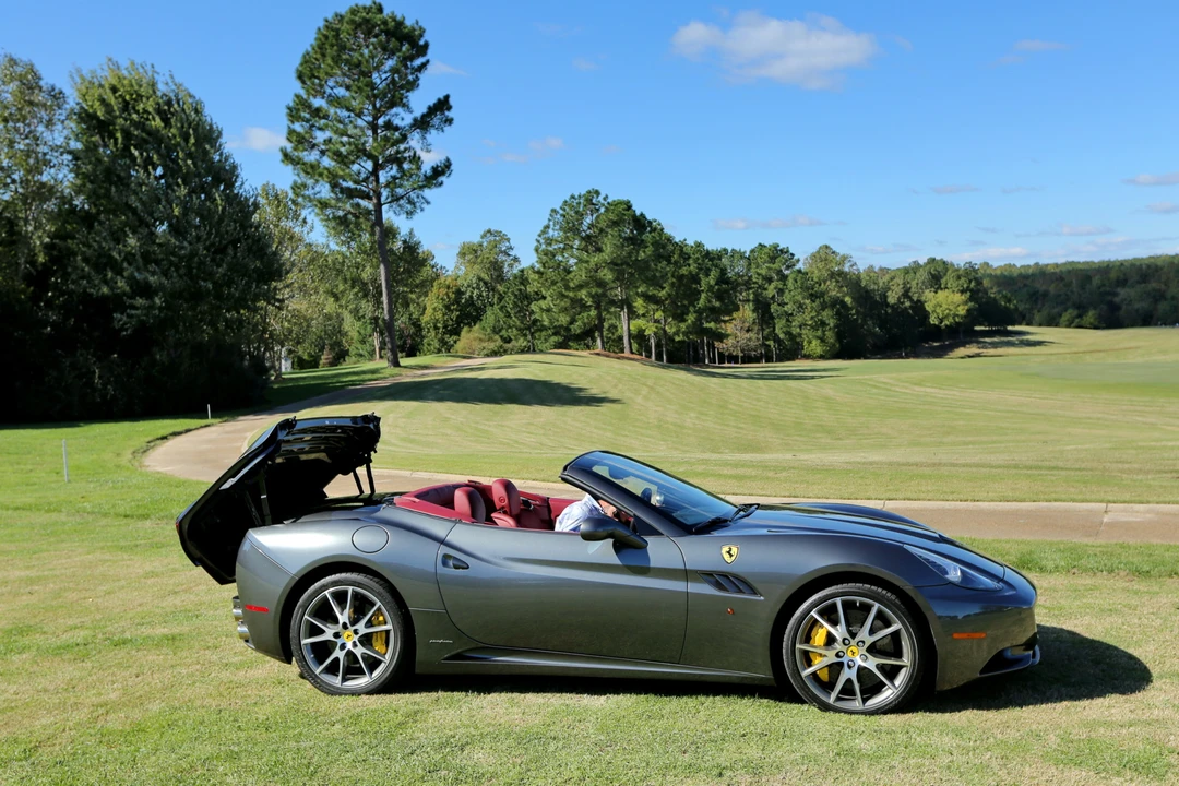 2010 Ferrari California - Image 8 of 31