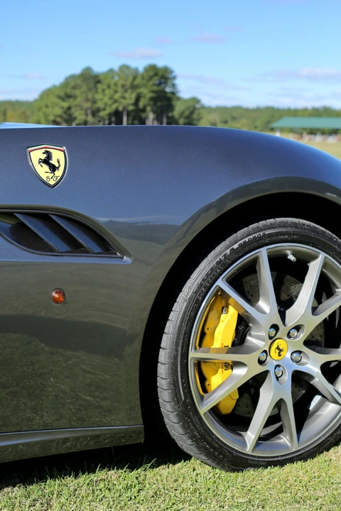 2010 Ferrari California - Image 11 of 31