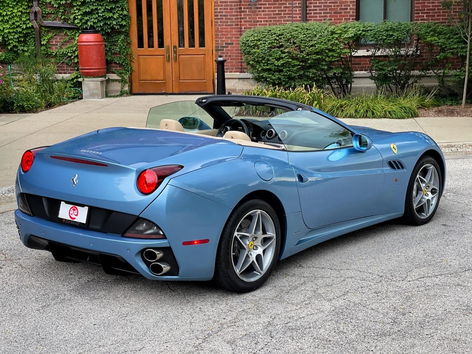 2010 Ferrari California - Image 5 of 31