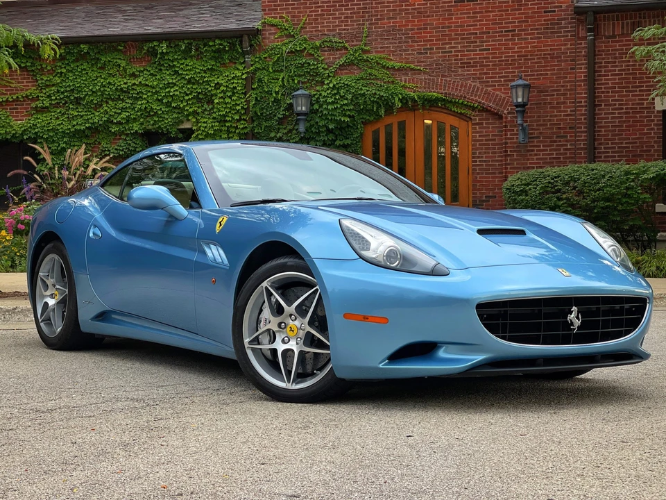 2010 Ferrari California - Image 3 of 31