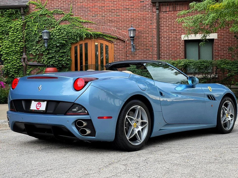2010 Ferrari California - Image 4 of 31