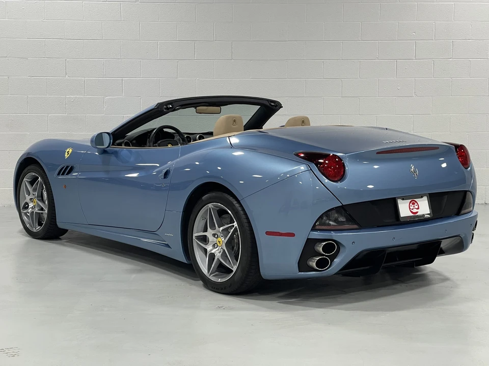 2010 Ferrari California - Image 18 of 31