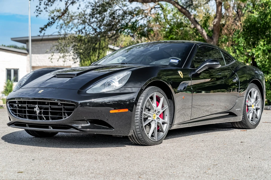 2010 Ferrari California - Image 3 of 31
