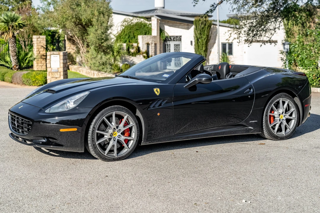 2010 Ferrari California - Image 4 of 31