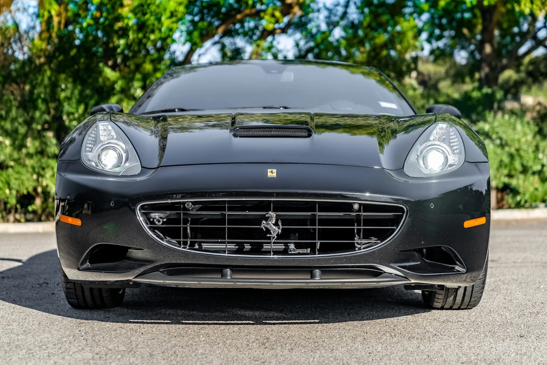 2010 Ferrari California - Image 11 of 31