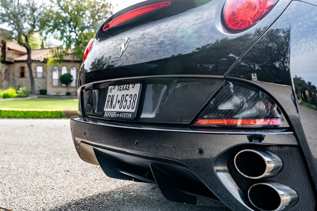 2010 Ferrari California - Image 20 of 31