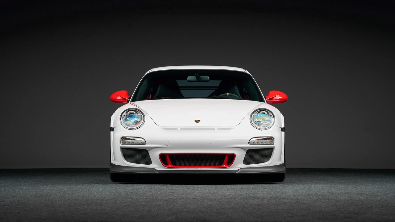 2010 Porsche 997 GT3 RS - Image 7 of 31