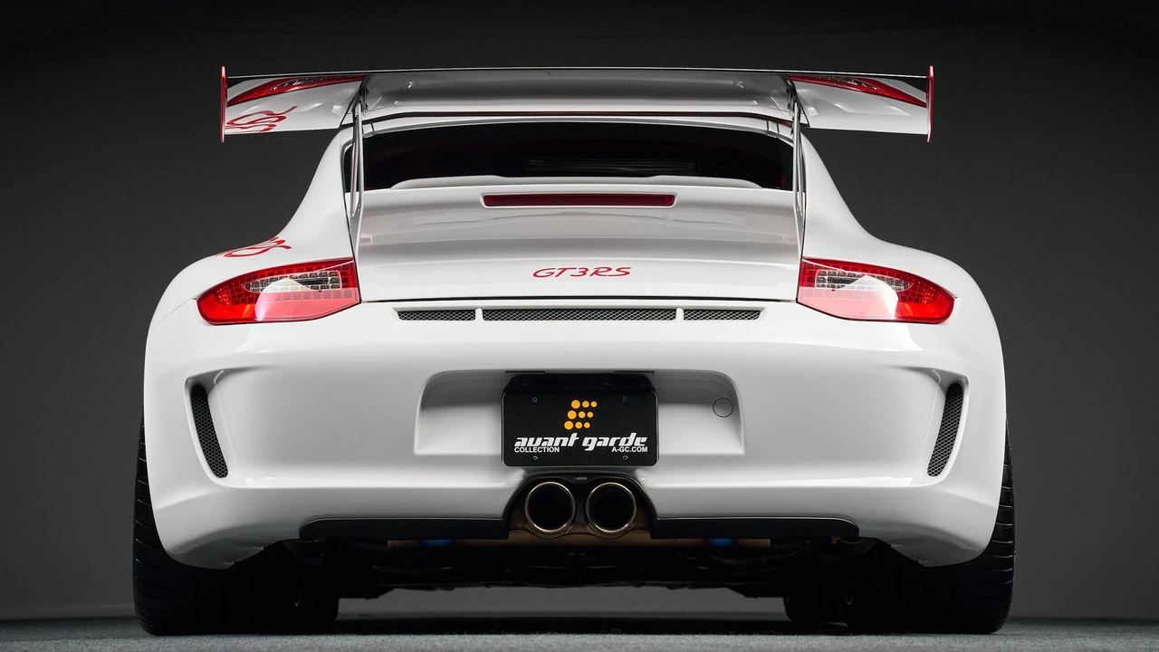 2010 Porsche 997 GT3 RS - Image 15 of 31