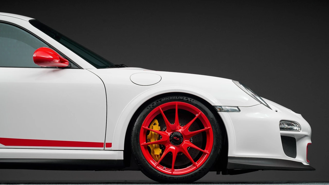 2010 Porsche 997 GT3 RS - Image 23 of 31