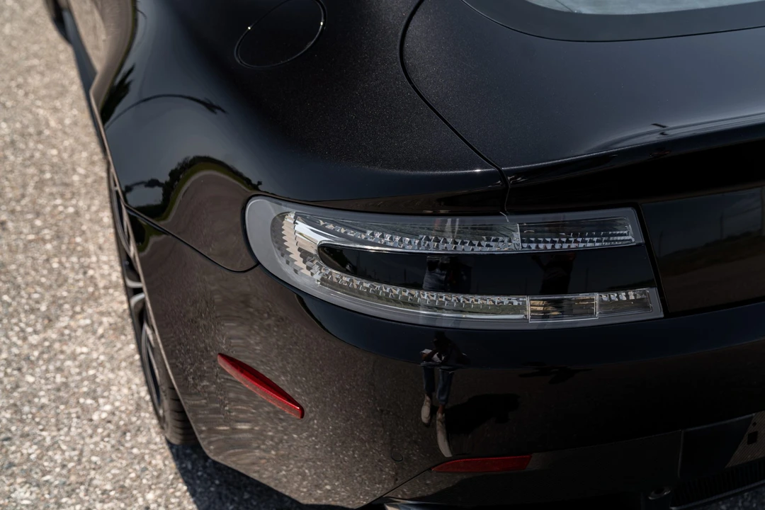 2011 Aston Martin V12 Vantage (2010-2018) - Image 14 of 31