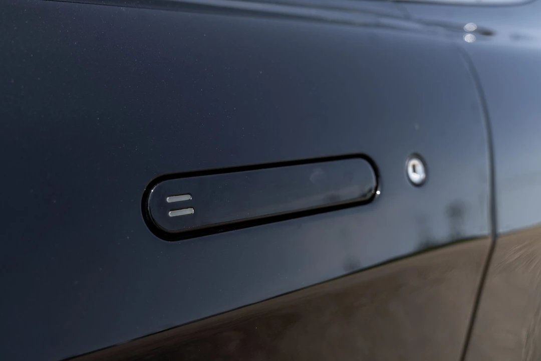 2011 Aston Martin V12 Vantage (2010-2018) - Image 23 of 31