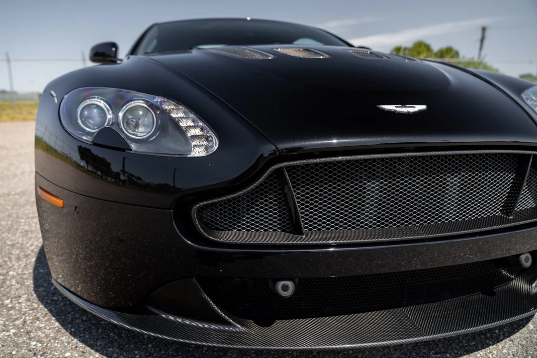 2011 Aston Martin V12 Vantage (2010-2018) - Image 26 of 31