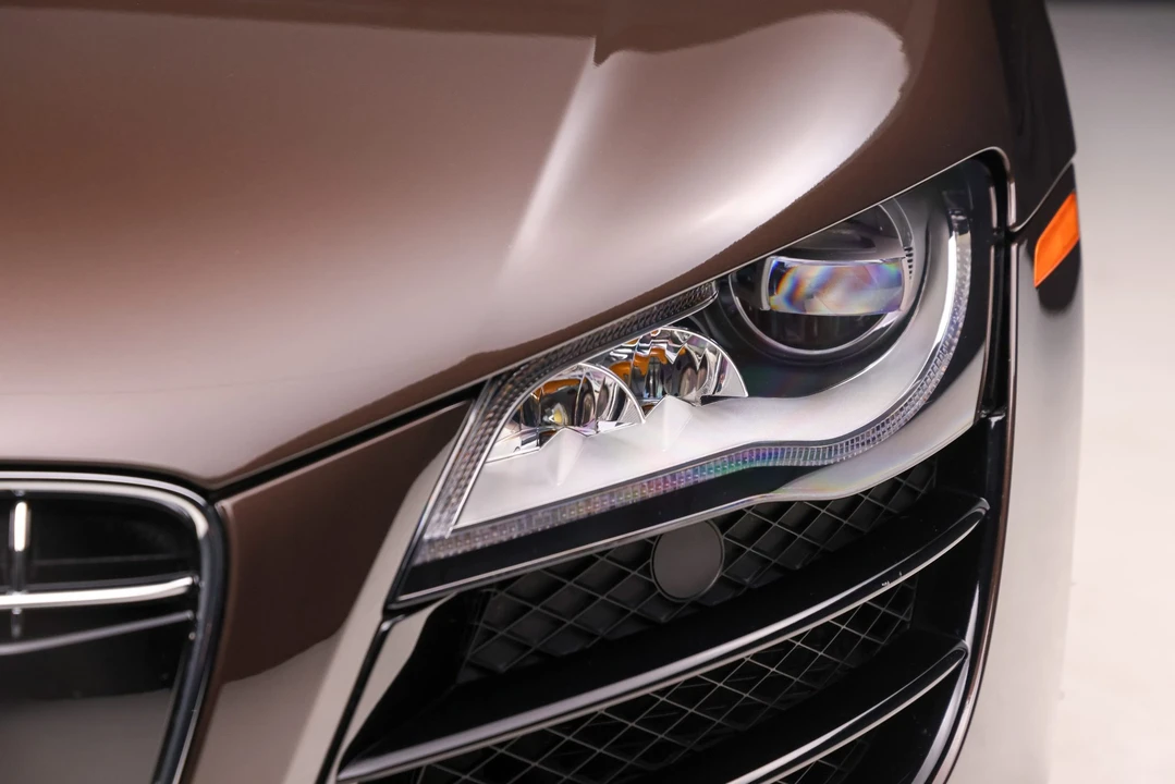 2011 Audi 42 R8 - Image 26 of 31