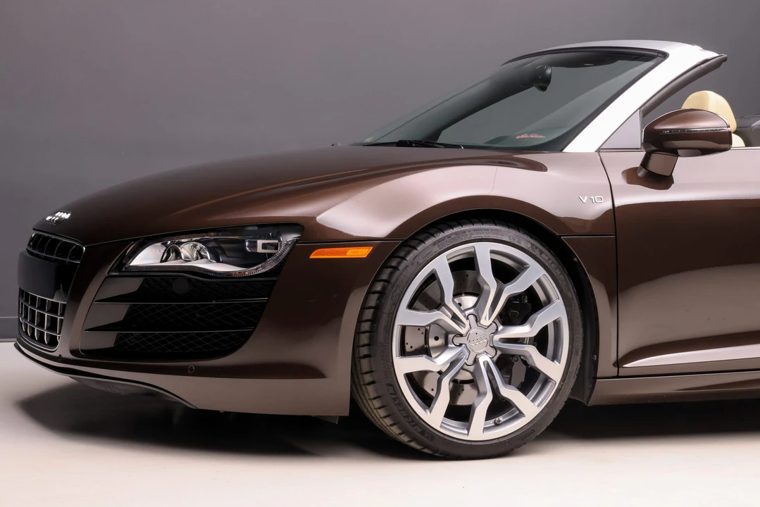2011 Audi 42 R8 - Image 29 of 31