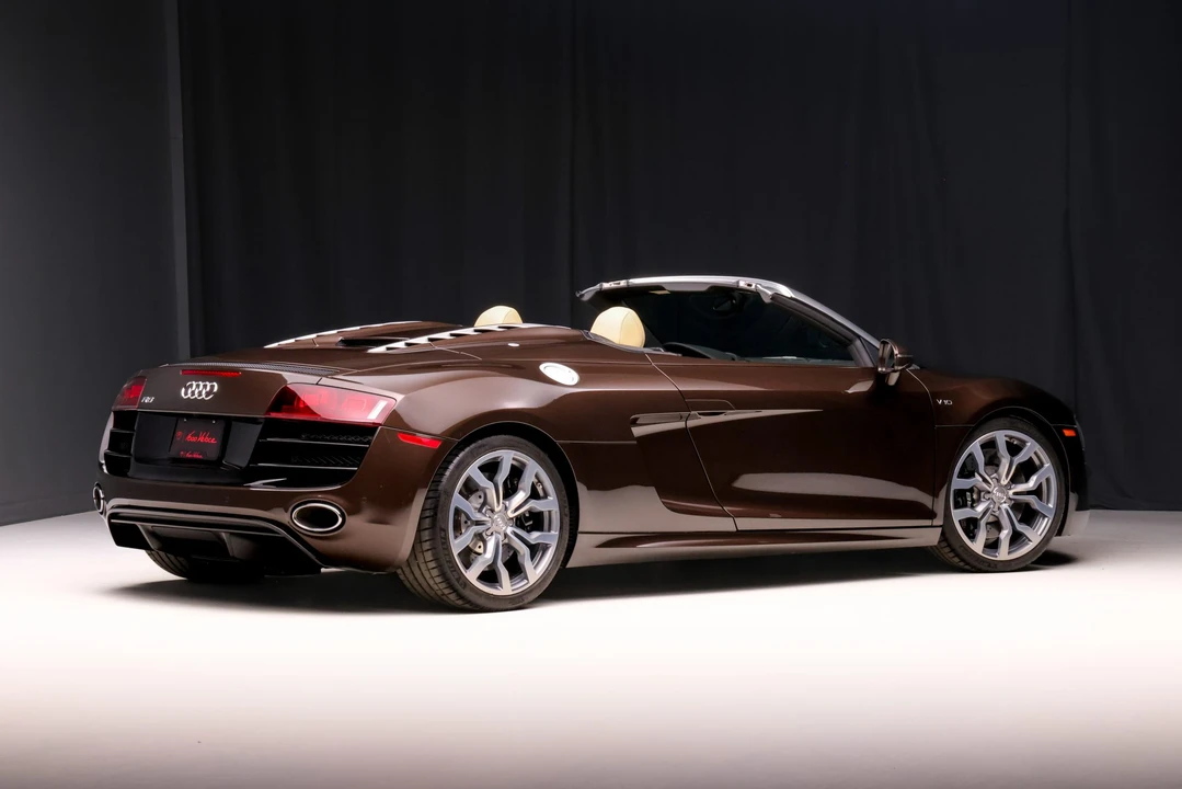 2011 Audi 42 R8 - Image 9 of 31