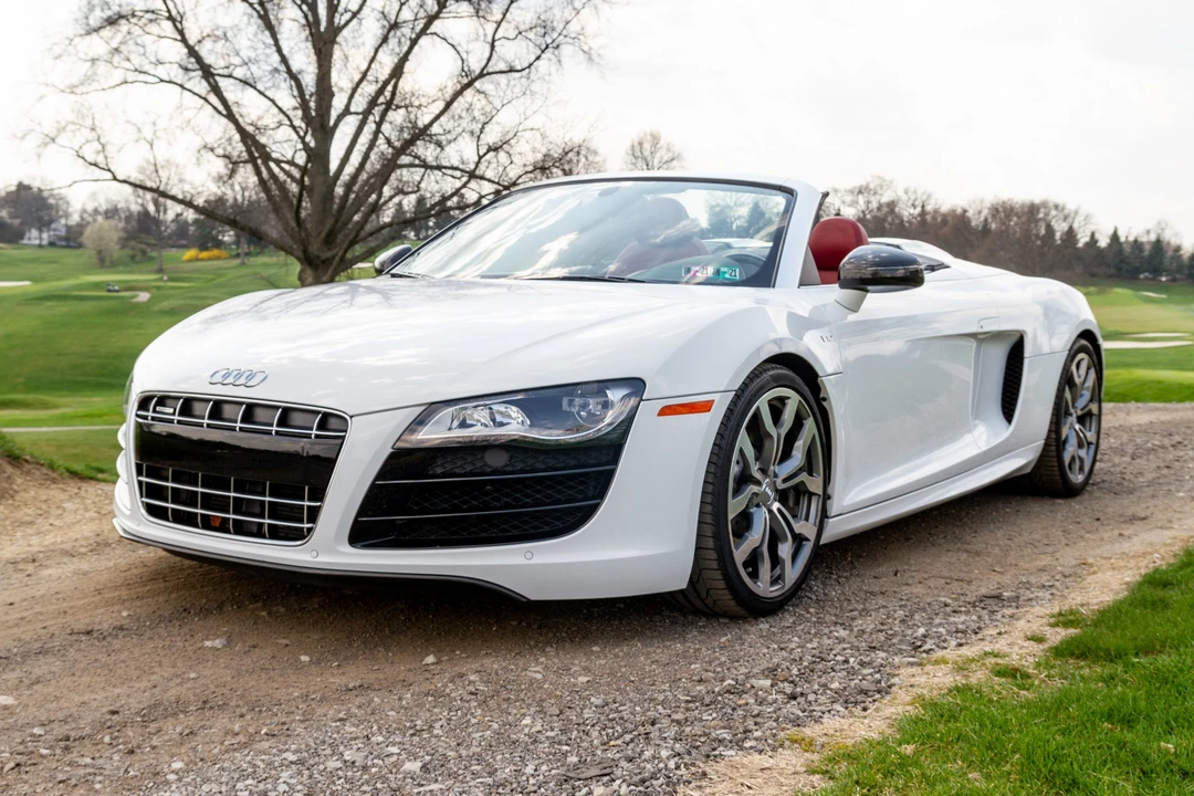 2011 Audi 42 R8 - Image 9 of 31