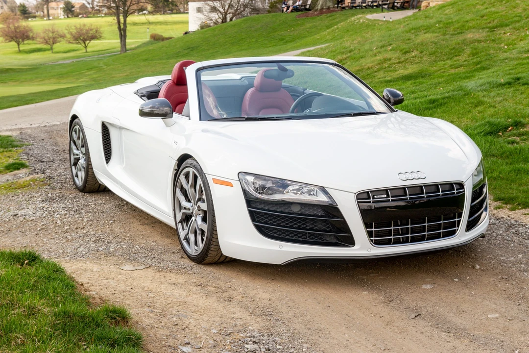 2011 Audi 42 R8 - Image 4 of 31