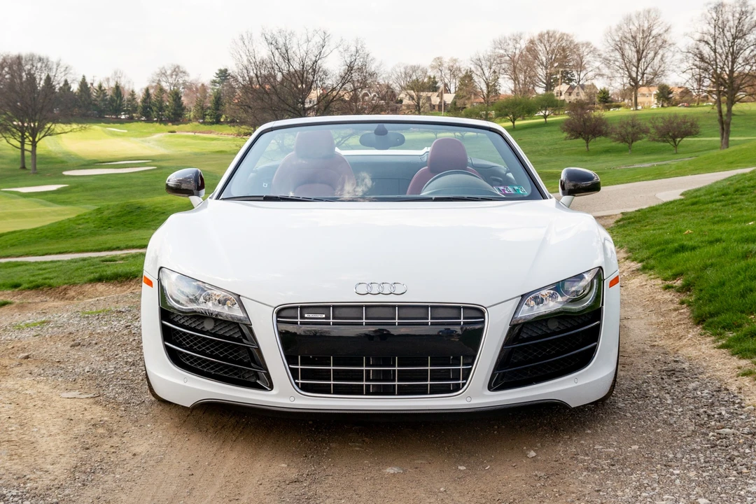 2011 Audi 42 R8 - Image 5 of 31