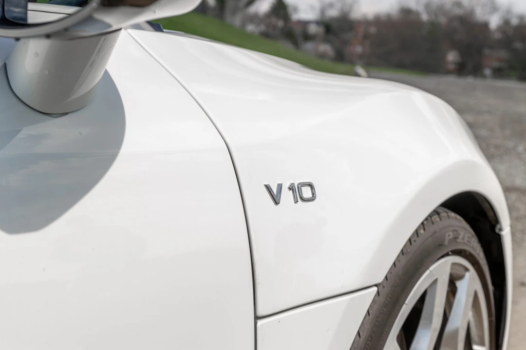 2011 Audi 42 R8 - Image 16 of 31