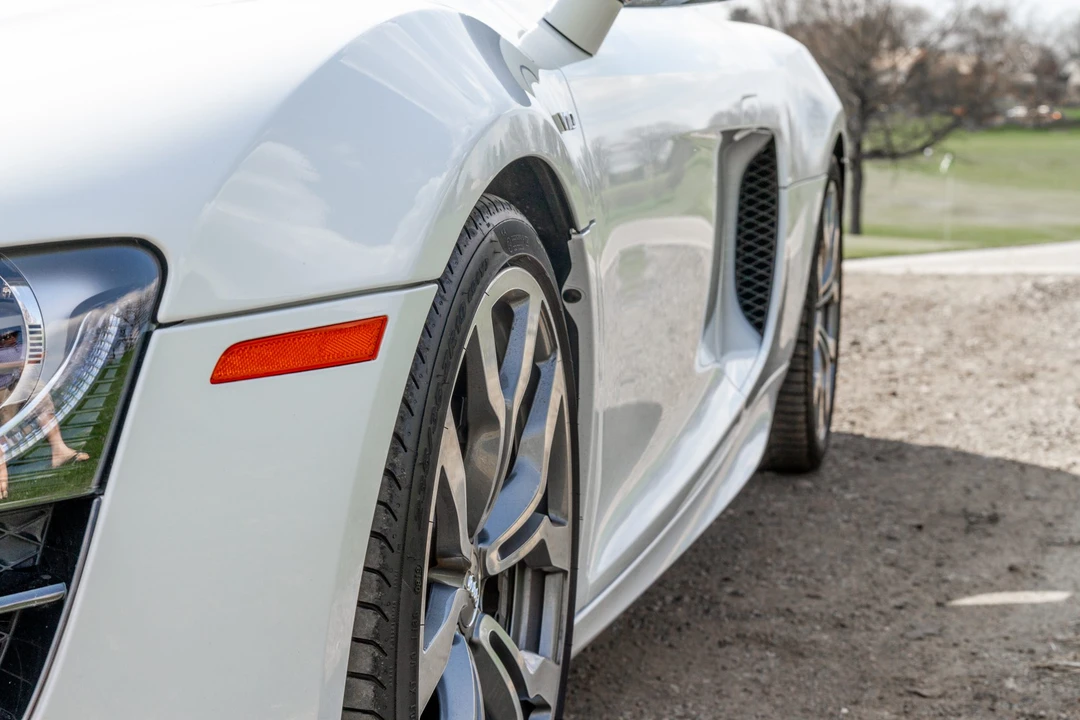 2011 Audi 42 R8 - Image 26 of 31