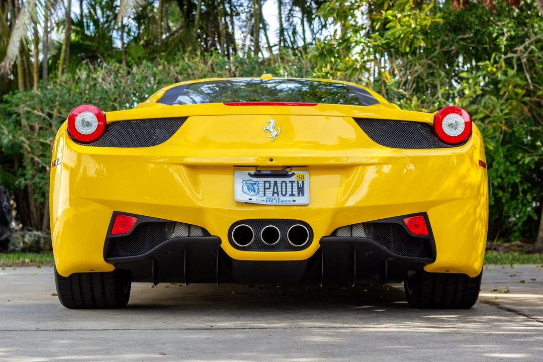 2011 Ferrari 458 Italia - Image 12 of 31