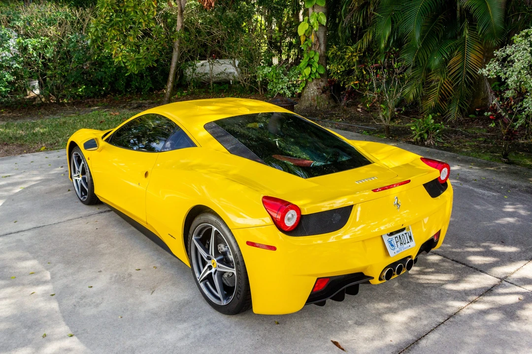 2011 Ferrari 458 Italia - Image 14 of 31