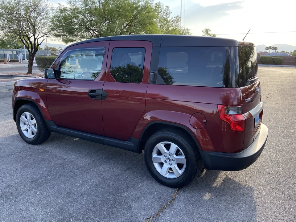 2011 Honda Element - Image 12 of 31