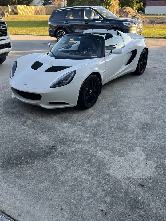 2011 Lotus Elise Series 3 - Image 10 of 31