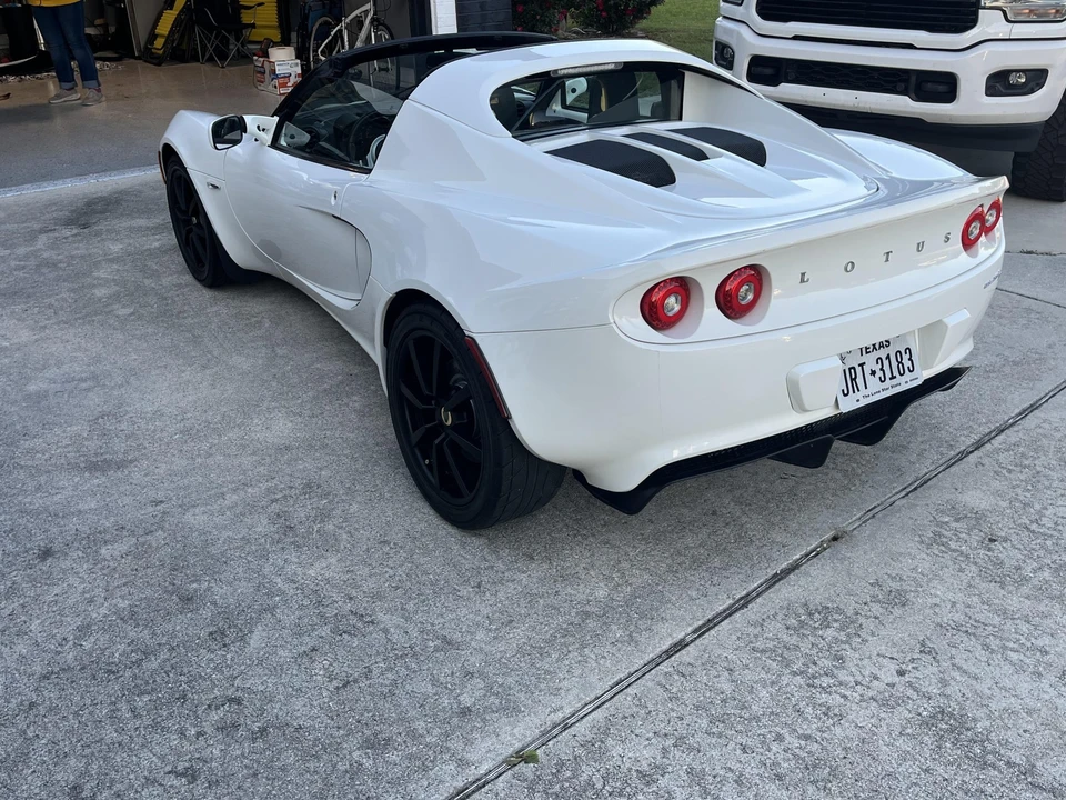 2011 Lotus Elise Series 3 - Image 13 of 31