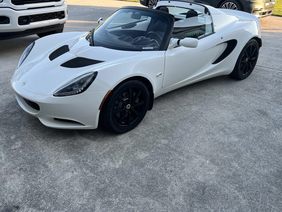 2011 Lotus Elise Series 3 - Image 12 of 31
