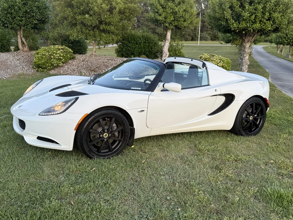 2011 Lotus Elise Series 3 - Image 2 of 31
