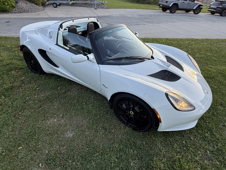 2011 Lotus Elise Series 3 - Image 6 of 31