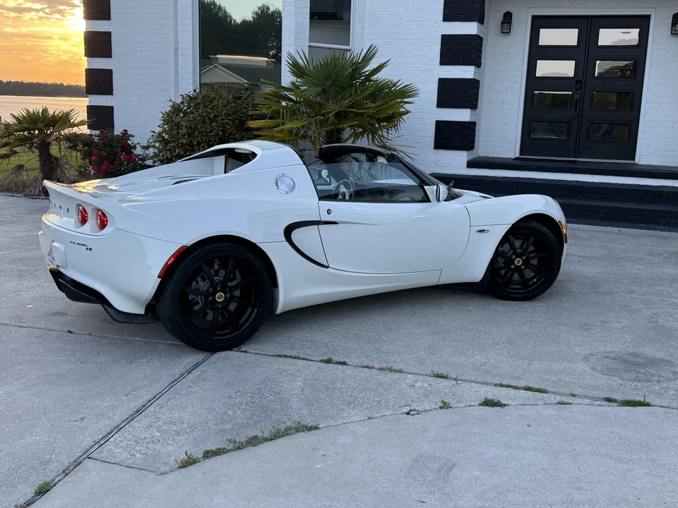 2011 Lotus Elise Series 3 - Image 17 of 31