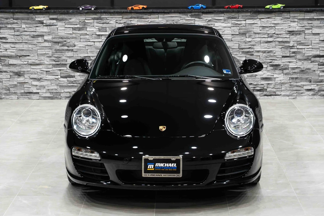 2011 Porsche 997 Carrera - Image 24 of 31