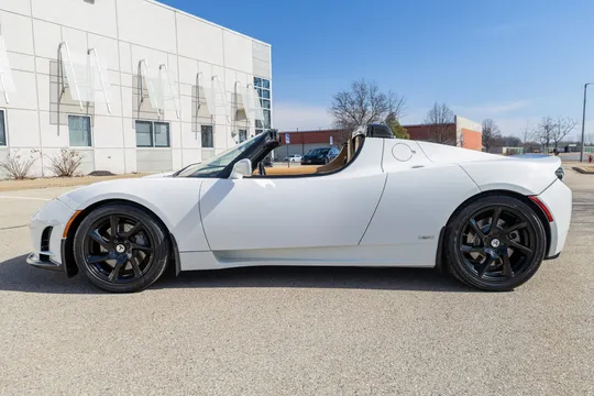 2011 Tesla Roadster - Image 2 of 31
